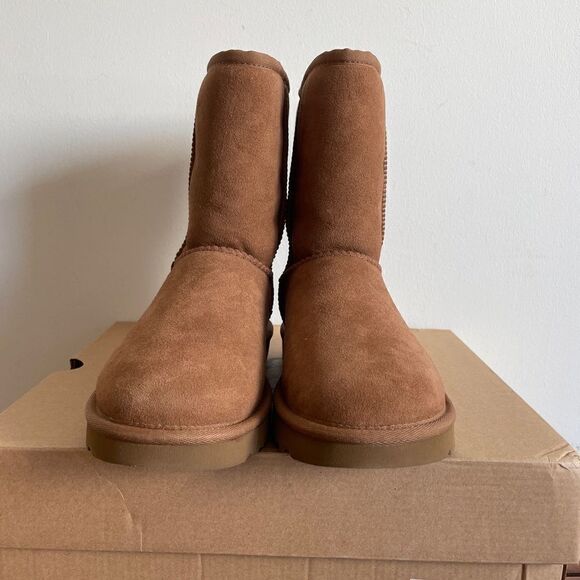 UGG Classic Short II Boots Chestnut USA Women Size 6/UK 4/EU 37 - Picture 6 of 12